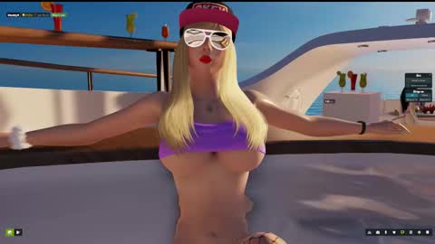 Snapshot of maddy_dirty chatting on 10/17/25, 06:38 maddy_dirty online show from 10/17/25, 06:38