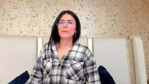 Maddy  online show from 10/25/25, 10:37
