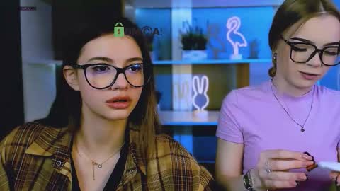 Snapshot of maddy_moah chatting on 03/18/26, 06:16 maddy moah online show from 03/18/26, 06:16