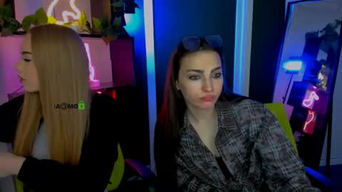 Snapshot of maddy_moah chatting on 03/24/26, 12:32 maddy moah online show from 03/24/26, 12:32