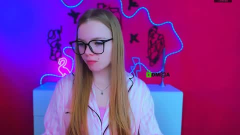 Snapshot of maddy_moah chatting on 04/04/26, 05:27 maddy moah online show from 04/04/26, 05:27