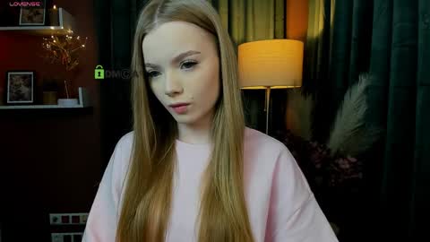 Snapshot of maddy_moah chatting on 04/10/26, 05:01 maddy moah online show from 04/10/26, 05:01