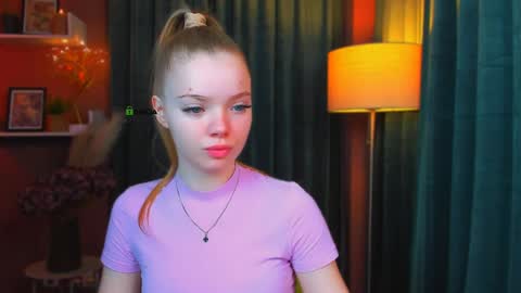 Snapshot of maddy_moah chatting on 04/16/26, 05:30 maddy moah online show from 04/16/26, 05:30