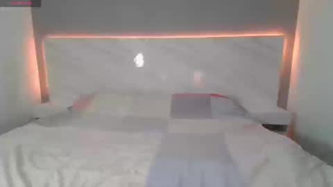 Paris online show from 09/11/25, 04:51