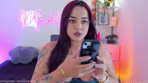 Snapshot of maddy_parisi chatting on 04/02/26, 03:26 Maddy online show from 04/02/26, 03:26