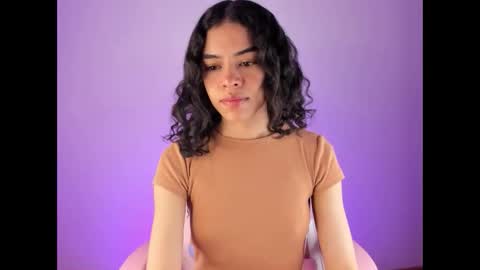 Snapshot of maddy_parker__ chatting on 10/07/25, 10:34 maddy_parker__ online show from 10/07/25, 10:34