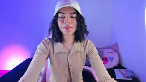 maddy_parker__ online show from 11/28/25, 01:08