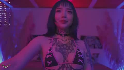 Snapshot of maddy_uwu chatting on 07/30/26, 05:17 maddy_uwu online show from 07/30/26, 05:17