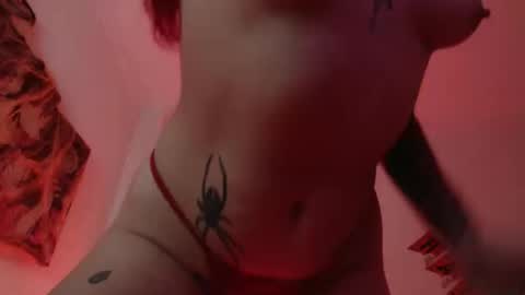 Snapshot of maddy_vicius19 chatting on 10/30/25, 11:49 maddy_vicius19 online show from 10/30/25, 11:49