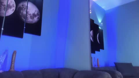 Snapshot of maddy_walker chatting on 12/05/24, 11:18 Maddy online show from 12/05/24, 11:18