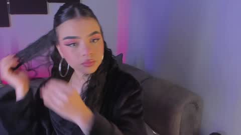 Snapshot of maddy_walker chatting on 12/30/24, 12:32 Maddy online show from 12/30/24, 12:32