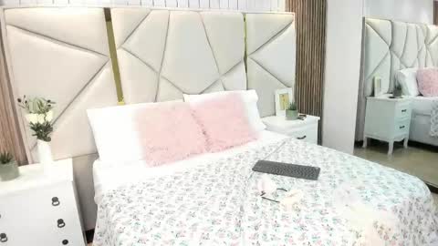 Maddy online show from 10/04/25, 04:32