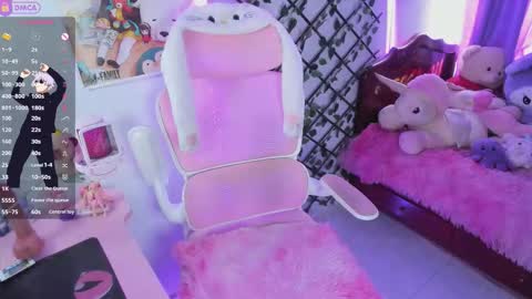 Maddy Foox online show from 11/13/25, 03:00