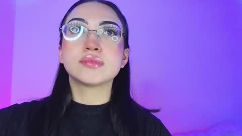   Please followme and rate me your thumbs up online show from 09/11/25, 08:42