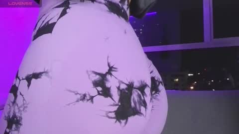   Please followme and rate me your thumbs up online show from 11/09/25, 01:37