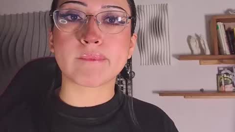   Please followme and rate me your thumbs up online show from 11/21/25, 11:03