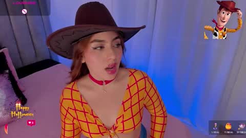 Snapshot of maddylennon chatting on 11/01/25, 04:36 Lina online show from 11/01/25, 04:36