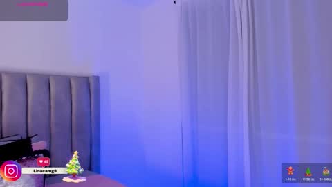 Snapshot of maddylennon chatting on 12/23/25, 04:32 Lina online show from 12/23/25, 04:32