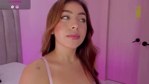 Snapshot of maddylennon chatting on 05/09/26, 10:48 Lina online show from 05/09/26, 10:48