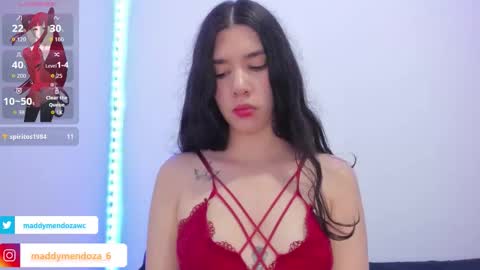 Snapshot of maddymendozaxx chatting on 12/13/25, 08:47 Maddy online show from 12/13/25, 08:47