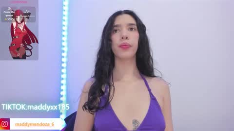 Snapshot of maddymendozaxx chatting on 02/17/26, 07:42 Maddy online show from 02/17/26, 07:42