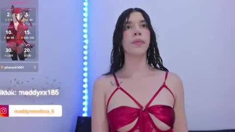 Snapshot of maddymendozaxx chatting on 03/19/26, 03:21 Maddy online show from 03/19/26, 03:21
