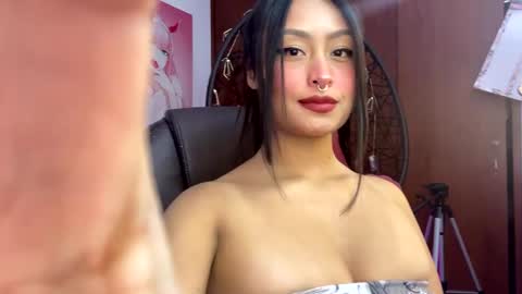 Snapshot of maddyy_sweet1 chatting on 12/12/24, 01:32 Maddy online show from 12/12/24, 01:32