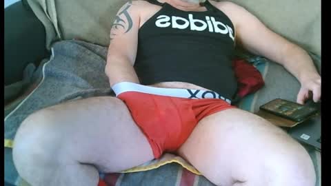 Snapshot of made4pleasure chatting on 03/05/25, 02:12 made4pleasure online show from 03/05/25, 02:12