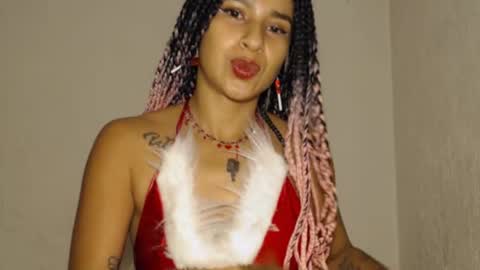 Snapshot of made_lover1999 chatting on 12/23/24, 02:56 Made online show from 12/23/24, 02:56