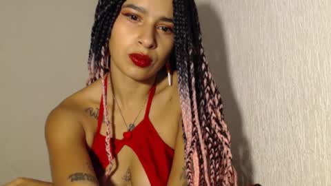 Snapshot of made_lover1999 chatting on 12/27/24, 09:39 Made online show from 12/27/24, 09:39