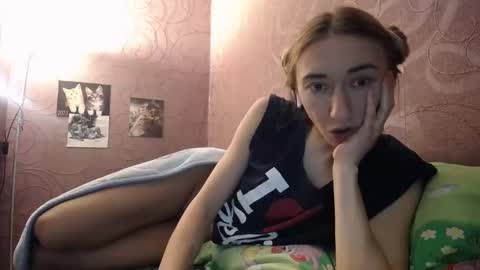 Julia online show from 12/25/24, 03:38