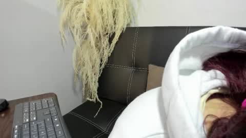 Madelaine  online show from 05/27/26, 10:23
