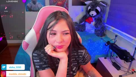 Snapshot of madeleine_shinobi chatting on 01/26/25, 11:39 Emily Only Fans online show from 01/26/25, 11:39