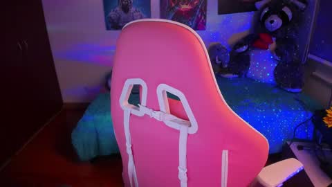 Snapshot of madeleine_shinobi chatting on 02/28/25, 11:56 Emily Only Fans online show from 02/28/25, 11:56