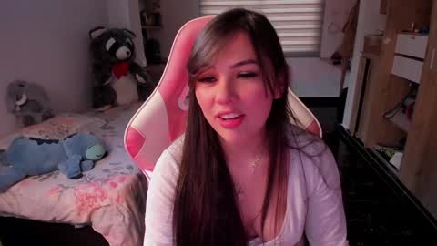 Emily     Only Fans  online show from 11/25/25, 10:10