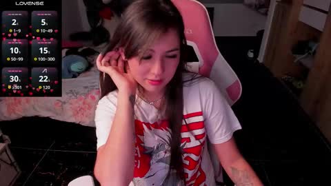 Emily     Only Fans  online show from 12/20/25, 10:28