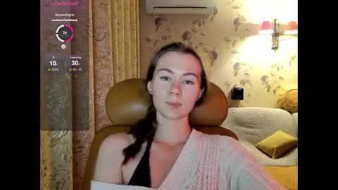 madeleinequincy online show from 10/11/25, 02:55