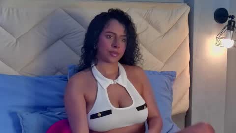 Snapshot of madeleinxxx_ chatting on 04/05/26, 08:06 madeleinxxx_ online show from 04/05/26, 08:06