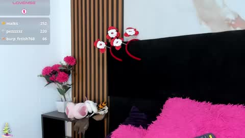 Madelin Clerk online show from 12/30/24, 09:19