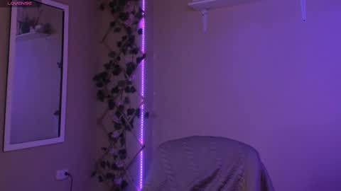 Madeline  online show from 09/09/25, 01:16