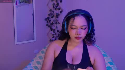 Madeline  online show from 11/03/25, 04:14