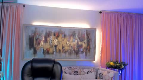 Madeline online show from 02/11/25, 07:54