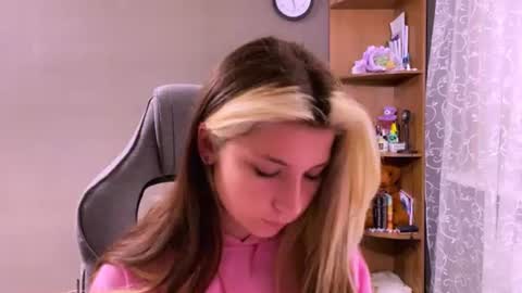 Alice online show from 07/23/26, 07:23