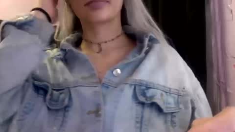 madeline online show from 10/10/25, 10:53