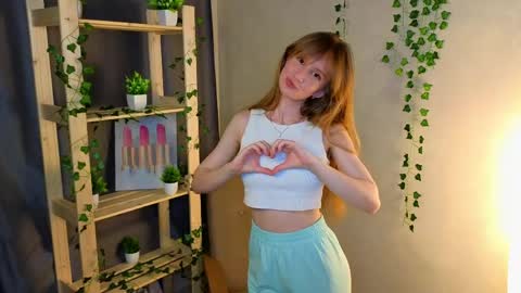 Hey Hey my name Victoria online show from 05/06/26, 05:29