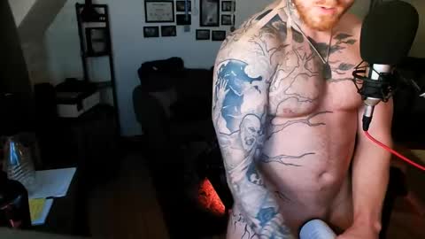 Snapshot of madhead95 chatting on 01/11/25, 04:57 madhead95 online show from 01/11/25, 04:57
