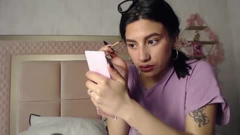 madhison_5 online show from 03/26/26, 12:00