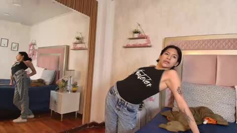 madhison_5 online show from 04/16/26, 12:06