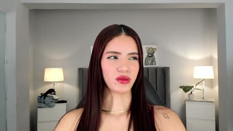 Snapshot of madie_collins7 chatting on 12/31/24, 11:31 Madie online show from 12/31/24, 11:31