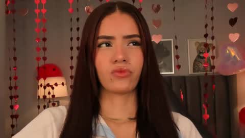 Snapshot of madie_collins7 chatting on 02/12/25, 11:29 Madie online show from 02/12/25, 11:29